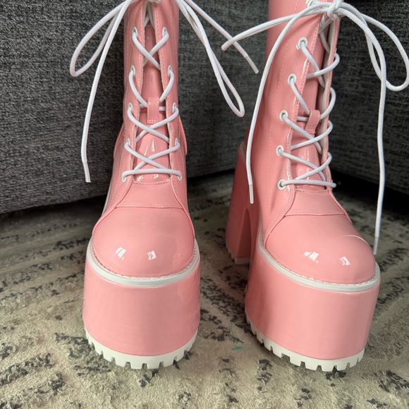 & Other Stories Shoes - & Other Stories Pink Platform Lace-Up Shoes